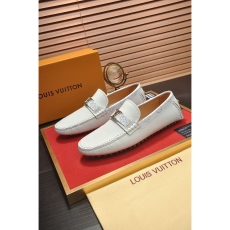 Louis Vuitton Low Shoes